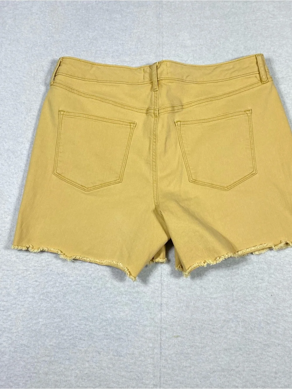 Sonoma Button Fly Denim Shorts Womens 14 Mustard Yellow High Rise Raw Hem Casual